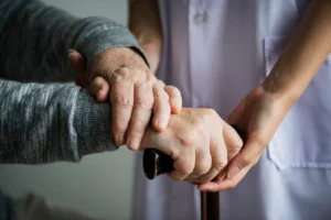 How Our Foundation Vivir en Plenitud Provides 24/7 Caregivers Service